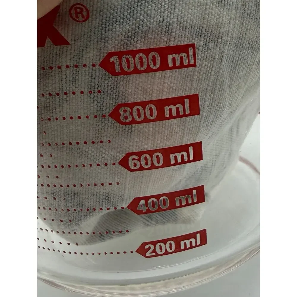 Vintage Pyrex Measuring Cup 1000 ml 4 Cup Red Made in USA